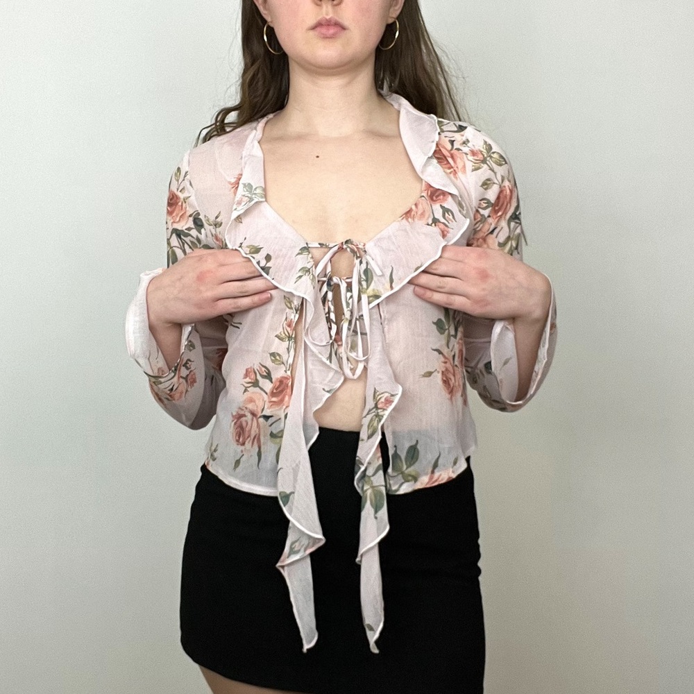 Vintage Floral Ruffle Blouse 💐